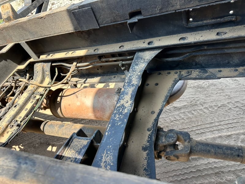 ราคา 3990,000 บาทขายรถบรรทุก 6 ล้อดั้ม mitsubishi fk 457 ปี 48 เครื่อง 6d 16 เทอร์โบอินเตอร์ 225แรงม้ารถพร้อมใช้งานดั้มยิงหน้าช่วงล้อ 4.20เมตรกระบะดั้มยาว 3.80 เมตร 8กว้าง 2.40 เมตร รถพร้อมใช้งานยาง 900 ขอบ 20 สนใจติดต่อ 091-146-4263 คุณเยี่ยม