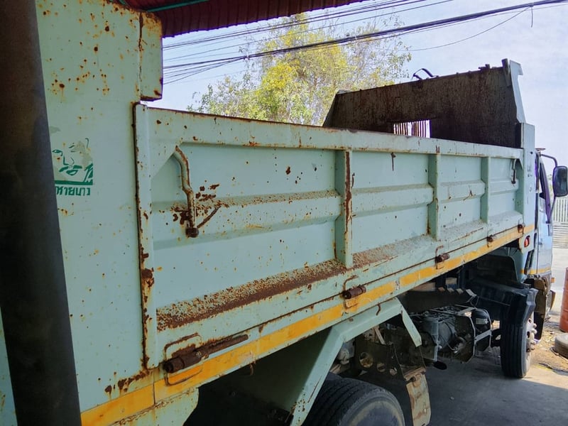 ราคา 329,000 บาทขายรถหกล้อดั้ม hino FC3Jเครื่อง jo7c -165 แรงม้าแน่นมากๆรถปี43พร้อมใช้งานจรีงเบรคทิฟฟี่พวงมาลัยเพาเวอร์เอกสารทะเบียนพร้อมสนใจติดต่อ 091-146-4263 คุณเยี่ยม