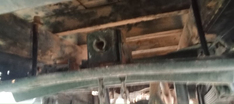 ราคา179000บาทขายรถทุก 6 ล้อ isuzu nkr 115 แรงม้าปี 32 เอกสารทะเบียนพร้อมรถพร้อมใช้งานสนใจ 091-146-4263 คุณเยี่ยม