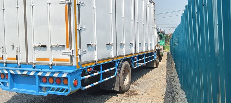 ราคา699000บาทขายรถบรรทุกตู้แห้ง hino mega เครื่อง 212 โบอินเตอร์รถปี 50 ช่วงล่างใหญ่แล้วตู้ยาว 7 เมตร 40 นอกเอกสารทะเบียนพร้อมสนใจ 091-146-4263