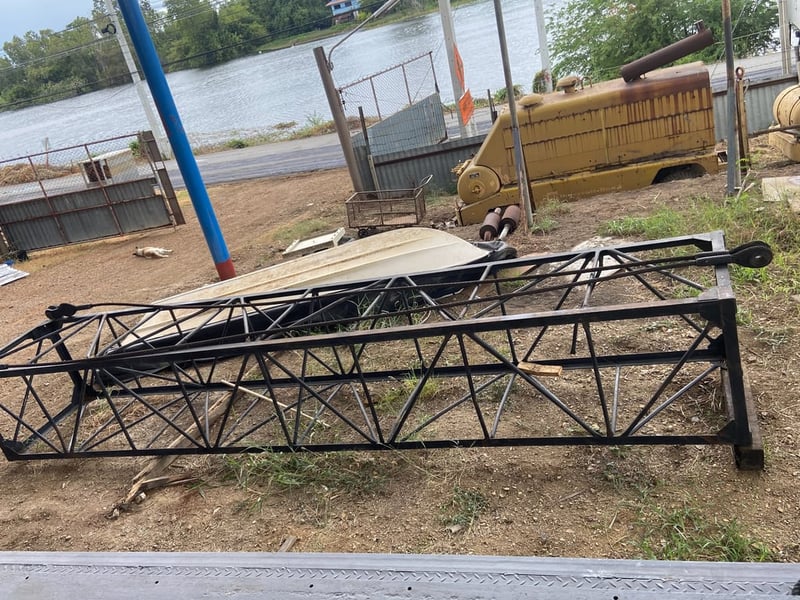 ขายรถเข็นตีนตะขาบ 25 ตันเครื่อง mitsubishi 6 BD 260 แรงม้ารถใช้งานได้ปกติเครื่องมีหลวมหน่อย