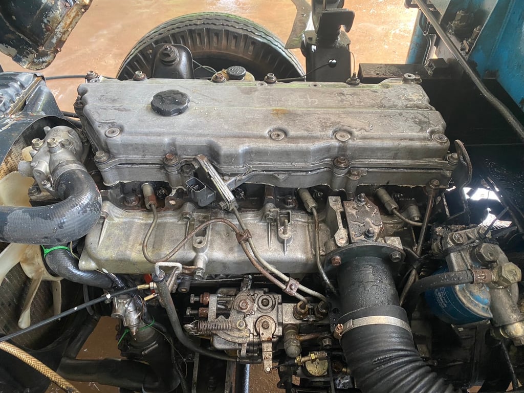 ราคา 29,0000 บาทรถบรรทุกติดเครน NPR 57L วางเครื่อง 4HL-150แรงม้าเครน2.5 ตันท้องวี 3 ปลอก 2 ชักพวงมาลัยพาวเวอร์กระบะปูพื้นเหล็กยาว 4.30 เมตรช่วงล่างใหญ่คัสซีสวยเอกสารทะเบียนพร้อมม.79แล้วสนใจ 091-146-4263 คุณเยี่ยมด่วน