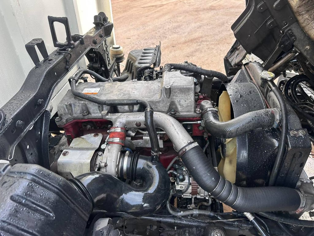 ขายรถบรรทุก 6 ล้อHINO MEGA FC9Jปี56 175แรงม้า กระบะยาว5.70เมตร กว้าง2.35เ มตรเอกสารทะเบียนพร้อม ขายรถบรรทุก 6 ล้อHINO MEGA FC9Jปี56 175แรงม้า กระบะยาว5.70เมตร กว้าง2.35เ มตรเอกสารทะเบียนพร้อม