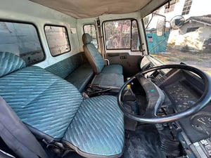 ราคา 49,0000บ.ขายรถบรรทุกสิบล้อดั้ม isuzu FXZ23NEYเครื่อง 6SD1-240แรงม้ารถปี 33 รถพร้อมใช้งานเอกสารทะเบียนพร้อมสนใจ 091-1464263