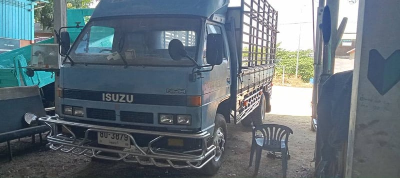 ราคา129000บาทขายรถทุก 6 ล้อ isuzu nkr 115 แรงม้าปี 32 กระบะไม้ปูพื้นเหล็กเอกสารทะเบียนพร้อมรถพร้อมใช้งานสนใจ 091-146-4263 คุณเยี่ยม