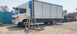 ราคา699000บาทขายรถบรรทุกตู้แห้ง hino mega เครื่อง 212 โบอินเตอร์รถปี 50 ช่วงล่างใหญ่แล้วตู้ยาว 7 เมตร 40 นอกเอกสารทะเบียนพร้อมสนใจ 091-146-4263