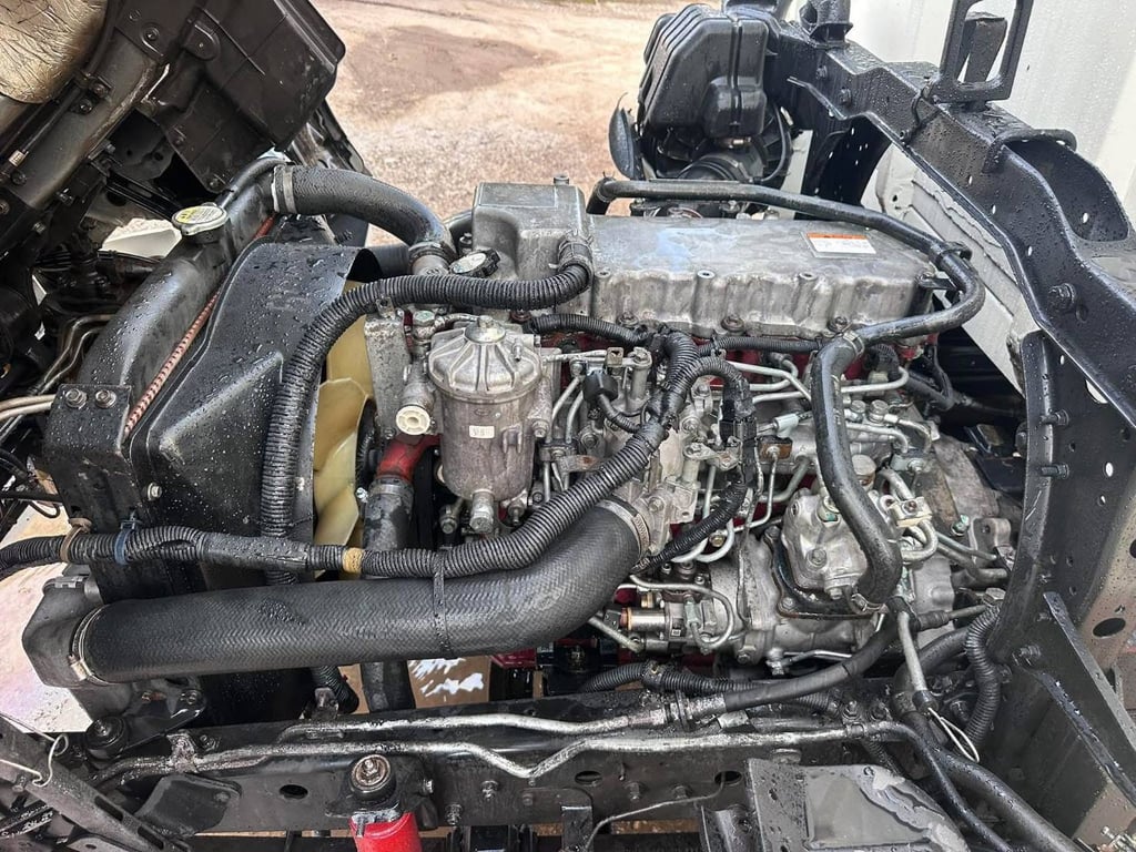 ขายรถบรรทุก 6 ล้อHINO MEGA FC9Jปี56 175แรงม้า กระบะยาว5.70เมตร กว้าง2.35เ มตรเอกสารทะเบียนพร้อม ขายรถบรรทุก 6 ล้อHINO MEGA FC9Jปี56 175แรงม้า กระบะยาว5.70เมตร กว้าง2.35เ มตรเอกสารทะเบียนพร้อม