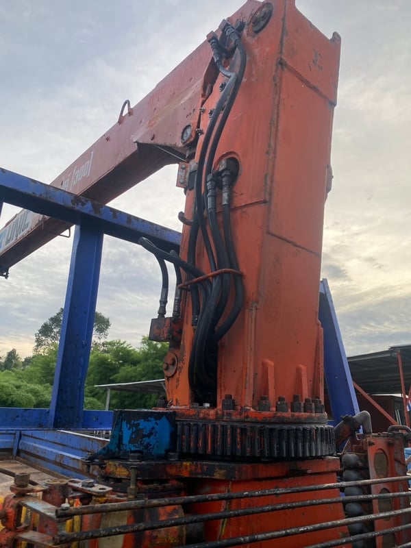 ขายรถบรรทุก 6 ล้อติดเครน isuzu NPR 71 เครื่อง 4 HG1-130 แรงม้ารถปี 48 เคนยูนิค 3 ตันท้องแบน 4 ปลอก 3 ชักสุดท้ายใช้ถอดสลับมือดึงกระบะติดเคแล้วเหลือ 4 เมตร 50เอกสารทะเบียนพร้อม