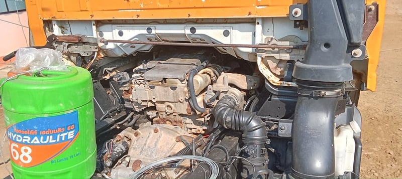 ราคา199000บาทขายรถบรรทุก 4 ล้อ isuzuNLRเครื่อง 130 แรงม้ารถปี57เครื่องติดได้มีทะเบียนขายตามสภาพนี้เลยไม่มีแบตเตอรี่ให้สนใจ 091-146-4263ราคา199000บาท