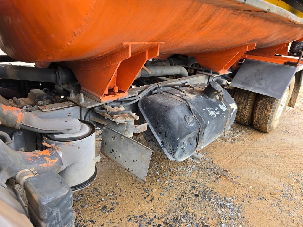 ราคา 29 9,000รดน้ำ 6 ล้อ hino เครื่อง 117 แรงม้าถังน้ำ 6000 ลิตรรถสวยๆพร้อมใช้งานเอกสารทะเบียนพร้อม ราคา 29 9,000รดน้ำ 6 ล้อ hino เครื่อง 117 แรงม้าถังน้ำ 6000 ลิตรรถสวยๆพร้อมใช้งานเอกสารทะเบียนพร้อม