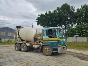 รถโม่ปูน 6คิว โม่ใหม่ คัสซีดี พร้อมใช้ รถโม่ปูน 6คิว โม่ใหม่ คัสซีดี พร้อมใช้