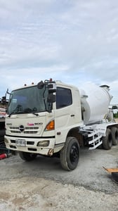 hino ปี58 โม่LIEBHERR พร้อมใช้ของเหลวใหม่หมด พร้อมใช้ hino ปี58 โม่LIEBHERR พร้อมใช้ของเหลวใหม่หมด พร้อมใช้