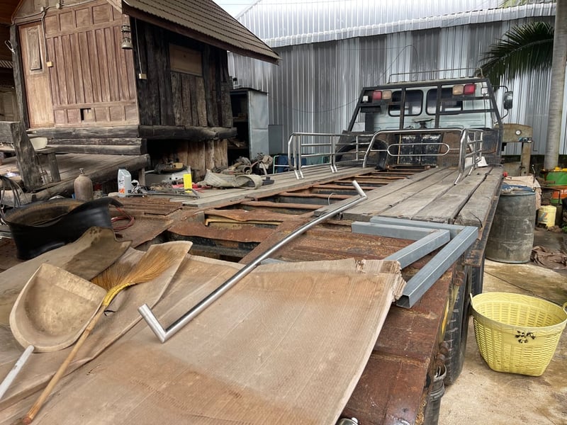 มาล่ะของดีราคาถูก ขาย ราคา 300,000 บาท Rocky 195 Bo สองเพลา เกียร์ ZF 9 Speed บิมหนา เครื่องดี เกียร์ดี พร้อมใช้ โทร 0817410515 มาล่ะของดีราคาถูก ขาย ราคา 300,000 บาท Rocky 195 Bo สองเพลา เกียร์ ZF 9 Speed บิมหนา เครื่องดี เกียร์ดี พร้อมใช้ โทร 0817410515