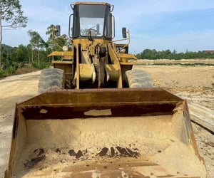 Caterpillar 936E
