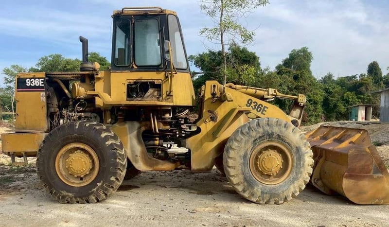 Caterpillar 936E