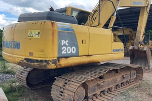 Komatsu Pc200-8 เดิมๆ เต็มทุกระบบ Komatsu Pc200-8 เดิมๆ เต็มทุกระบบ