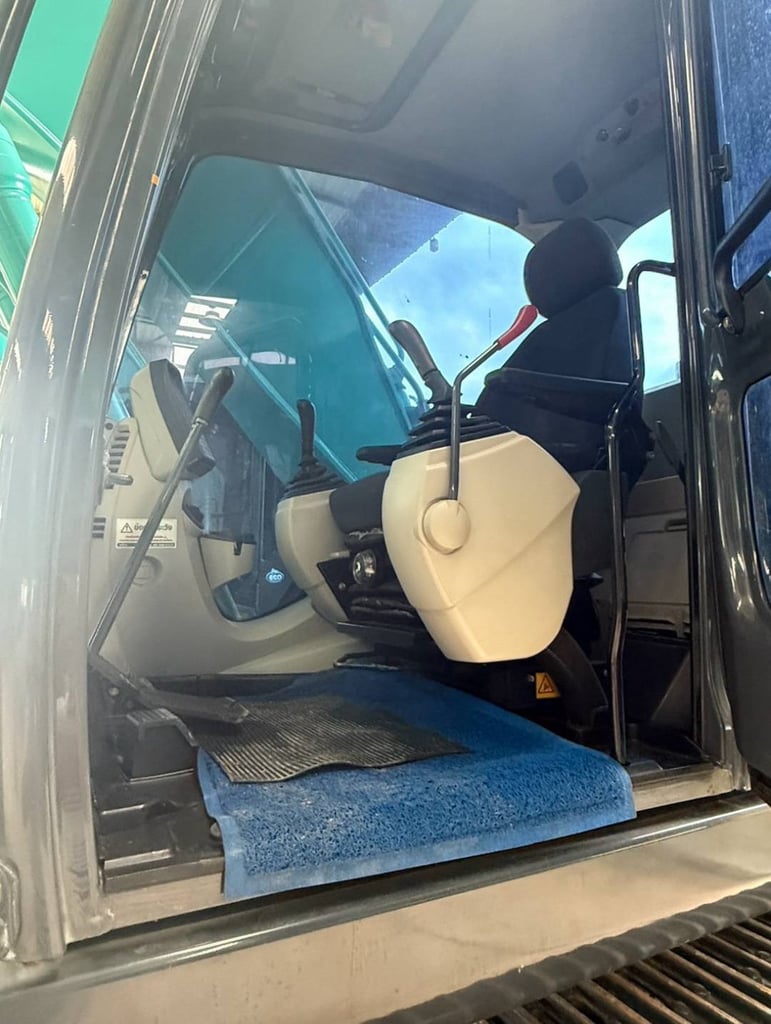 Kobelco SK 210-10 YN 15 Kobelco SK 210-10 YN 15