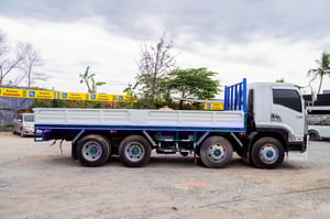 ISUZU FVM 300แรงม้า รถบรรทุก 10ล้อ กระบะเหล็ก ปี2013 เลขไมล์ 454,777 กม.