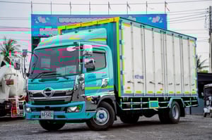 ขาย HINO FC9J 210 แรงม้า ปี 65 ตู้ 10 บาน สภาพสวยพร้อมใช้งาน พิกัด 10.5 ตัน