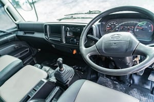 HINO FG 212แรงม้า รถบรรทุก 6ล้อ กระบะคอกสูง ปี2013 เลขไมล์น้อยกว่า 500,000 กม.