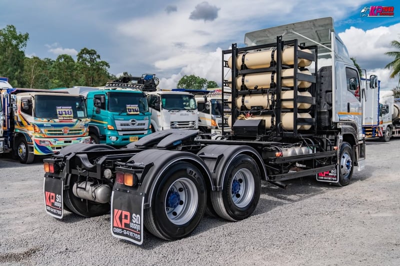 ISUZU GXZ 360 CNG 360แรงม้า รถบรรทุก หัวลาก 10ล้อ หัวลาก เฉพาะหัว ปี2014 เลขไมล์น้อยกว่า 800,000 กม.