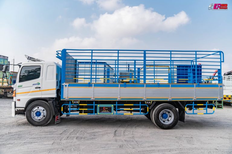 HINO FG 212แรงม้า รถบรรทุก 6ล้อ กระบะคอกสูง ปี2013 เลขไมล์น้อยกว่า 500,000 กม.