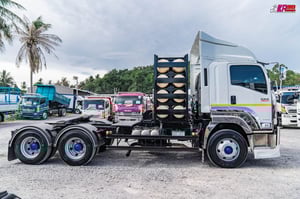 ISUZU GXZ 360 CNG 360แรงม้า รถบรรทุก หัวลาก 10ล้อ หัวลาก เฉพาะหัว ปี2014 เลขไมล์น้อยกว่า 800,000 กม.