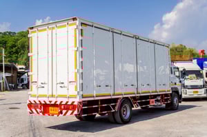 ขาย รถบรรทุก 6 ล้อตู้แห้ง FOTON 240 แรงม้า ปี 65 ตู้ 10 บาน สเป็คเทพ สวยจัด