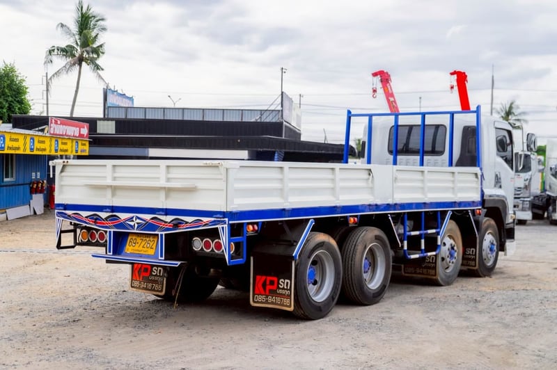 ISUZU FVM 300แรงม้า รถบรรทุก 10ล้อ กระบะเหล็ก ปี2013 เลขไมล์ 454,777 กม.