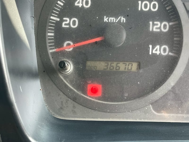 HINO FM 251แรงม้า รถบรรทุก 10ล้อ กระบะเหล็กติดเครน ปี2015