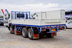 ISUZU FVM 300แรงม้า รถบรรทุก 10ล้อ กระบะเหล็ก ปี2013 เลขไมล์ 454,777 กม.