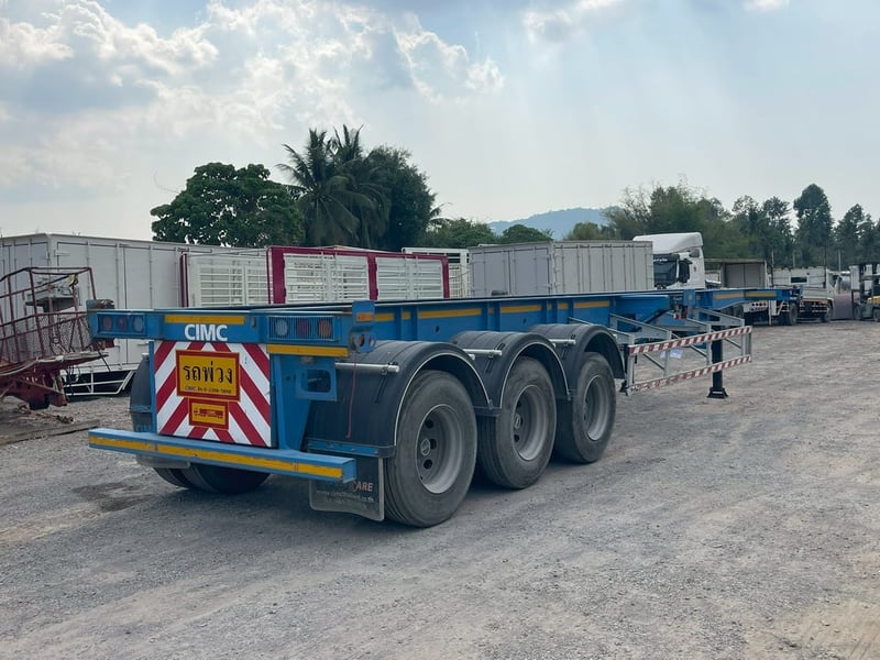 ขายด่วน! หางกึ่งพ่วงบรรทุกตู้คอนเทนเนอร์ 3 เพลา 12 ล้อ ปี 67 สภาพใหม่กริ๊บ พร้อมใช้งาน ทะเบียนกรุงเทพฯ