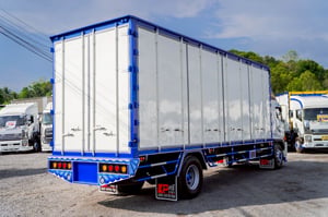 HINO FG 240แรงม้า รถบรรทุก 6ล้อ ตู้แห้ง ปี2019
