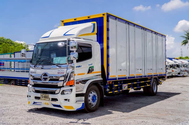ขาย HINO FG 240 แรงม้า ปี 2019 (2562) ตู้บรรทุก 6 สูบ สภาพพร้อมใช้งาน เล่มพร้อมโอน ขาย HINO FG 240 แรงม้า ปี 2019 (2562) ตู้บรรทุก 6 สูบ สภาพพร้อมใช้งาน เล่มพร้อมโอน
