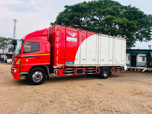 HINO FG 212แรงม้า รถบรรทุก 6ล้อ ตู้แห้ง ปี2013 HINO FG 212แรงม้า รถบรรทุก 6ล้อ ตู้แห้ง ปี2013