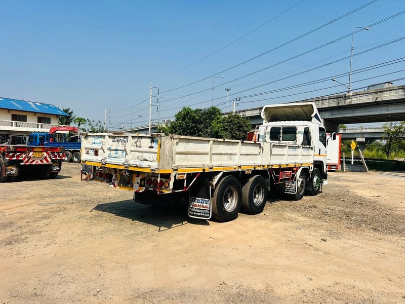 ISUZU FVM 240แรงม้า รถบรรทุก 12ล้อ กระบะเหล็ก ปี2017 ISUZU FVM 240แรงม้า รถบรรทุก 12ล้อ กระบะเหล็ก ปี2017