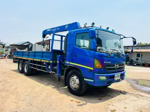 HINO FL 212แรงม้า รถบรรทุก 10ล้อ กระบะเหล็กติดเครน ปี2007