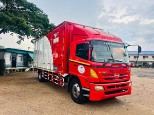 HINO FG 212แรงม้า รถบรรทุก 6ล้อ ตู้แห้ง ปี2013 HINO FG 212แรงม้า รถบรรทุก 6ล้อ ตู้แห้ง ปี2013