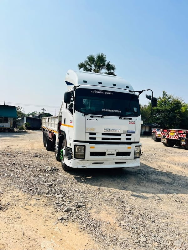 ISUZU FVM 240แรงม้า รถบรรทุก 12ล้อ กระบะเหล็ก ปี2017 ISUZU FVM 240แรงม้า รถบรรทุก 12ล้อ กระบะเหล็ก ปี2017