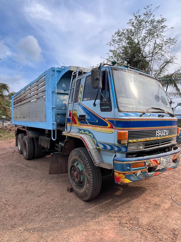ขายรถ 10 ล้อ Isuzu รุ่น ร๊อกกี้ (เจ้าของขายเอง) ขายรถ 10 ล้อ Isuzu รุ่น ร๊อกกี้ (เจ้าของขายเอง)