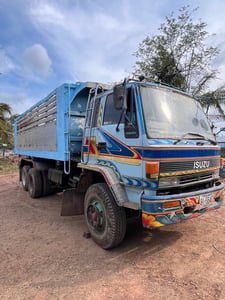 ขายรถ 10 ล้อ Isuzu รุ่น ร๊อกกี้ (เจ้าของขายเอง) ขายรถ 10 ล้อ Isuzu รุ่น ร๊อกกี้ (เจ้าของขายเอง)