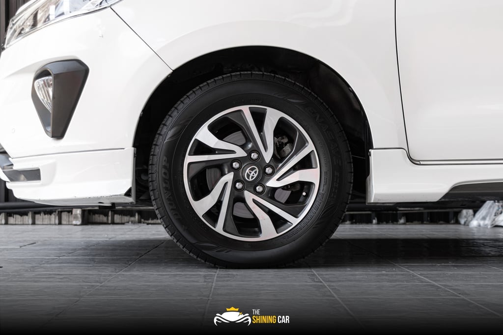 TOYOTA INNOVA CRYSTA 2.8 AT ปี 2021