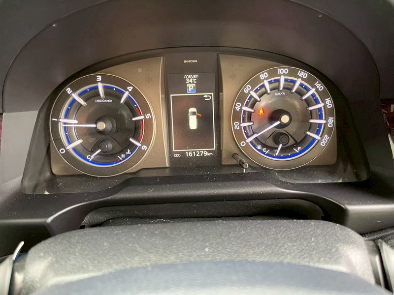 🚐 TOYOTA INNOVA CRYSTA 2.8 PREMIUM AUTO ปี 2022 💎 รถครอบครัว MPV สุดหรู สภาพนางฟ้า ไมล์น้อย พร้อมใช้!