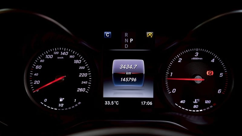 💎 Mercedes-Benz GLC 250d 4MATIC ปี 2017 | SUV หรู ขับเคลื่อน 4 ล้อ 💎 ⚡️ ดีไซน์สปอร์ต พร้อมสมรรถนะเหนือระดับ ⚡️