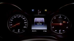 💎 Mercedes-Benz GLC 250d 4MATIC ปี 2017 | SUV หรู ขับเคลื่อน 4 ล้อ 💎 ⚡️ ดีไซน์สปอร์ต พร้อมสมรรถนะเหนือระดับ ⚡️