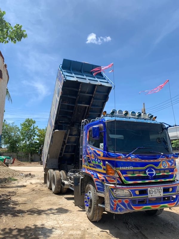 HINO FM 260แรงม้า รถบรรทุก 10ล้อ ดั้มพ์ ปี2016