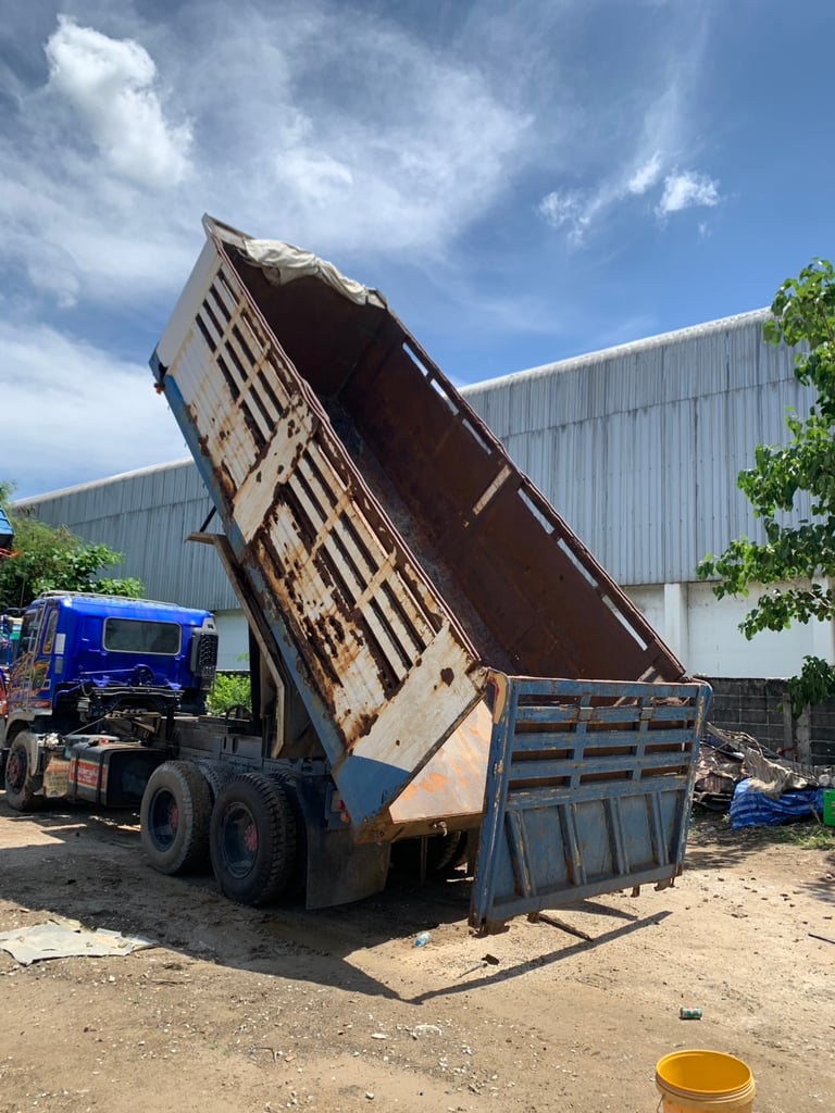 HINO FM 260แรงม้า รถบรรทุก 10ล้อ ดั้มพ์ ปี2018