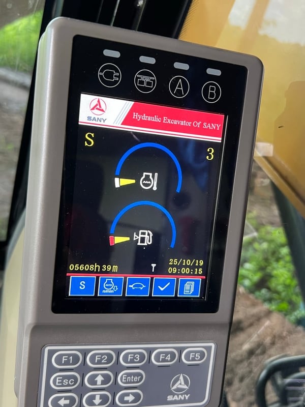 🚜 ขายรถขุด SANY SY215C ปี 2020 (ดีเซล)