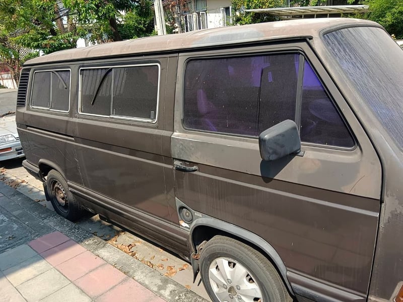 โฟล์คตู้T3 สภาพเดิม เกียร์กระปุก พรัอมเดินทางไกลใครับ