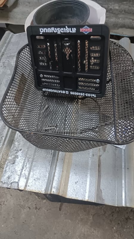 ตะกร้าหน้ารถเวฟครับ